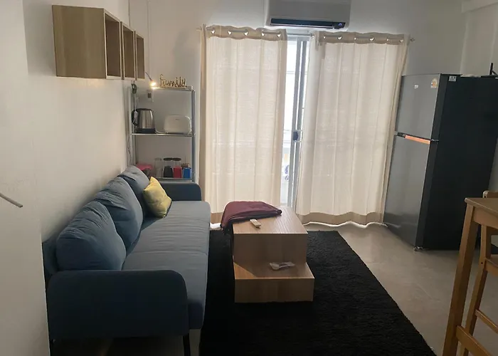 Modern 2-Bedroom Condo Near Foodie Market 11 Min, Mega Bangna, Bangna Trad Road 12 Min, Suvarnabhumi Airport 15 Min *