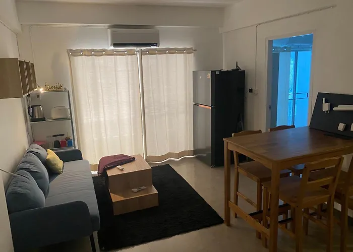 Apartment Modern 2-Bedroom Condo Near Foodie Market 11 Min, Mega Bangna, Bangna Trad Road 12 Min, Suvarnabhumi Airport 15 Min