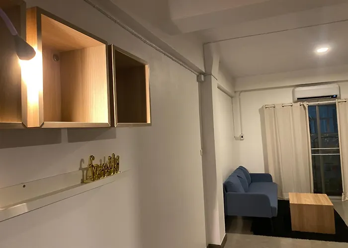 Apartment Modern 2-Bedroom Condo Near Foodie Market 11 Min, Mega Bangna, Bangna Trad Road 12 Min, Suvarnabhumi Airport 15 Min