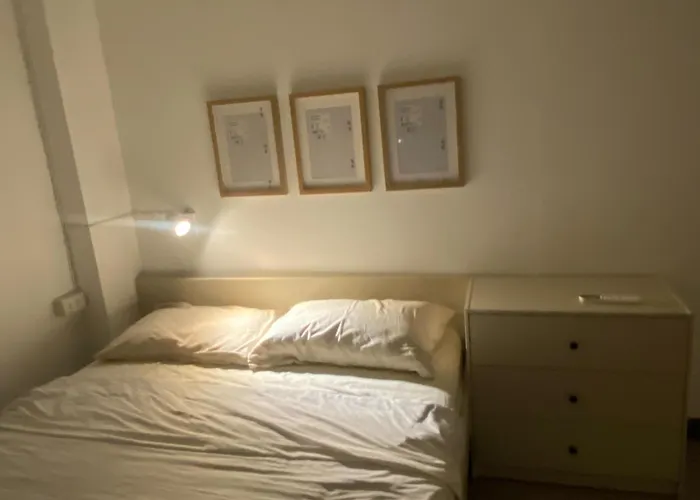 Modern 2-Bedroom Condo Near Foodie Market 11 Min, Mega Bangna, Bangna Trad Road 12 Min, Suvarnabhumi Airport 15 Min Apartment