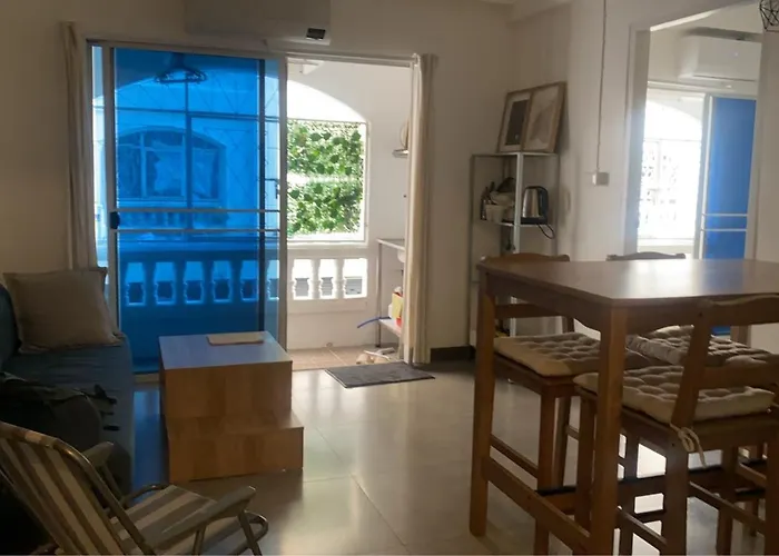 Apartment Modern 2-bedroom Near Foodie Market 11 Min, Mega Bangna, Bangna Trad Road 12 Min, Suvarnabhumi Airport 15 Min Bangkok