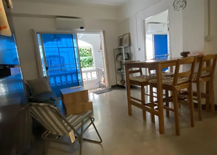 Modern 2-bedroom Near Foodie Market 11 Min, Mega Bangna, Bangna Trad Road 12 Min, Suvarnabhumi Airport 15 Min Apartment